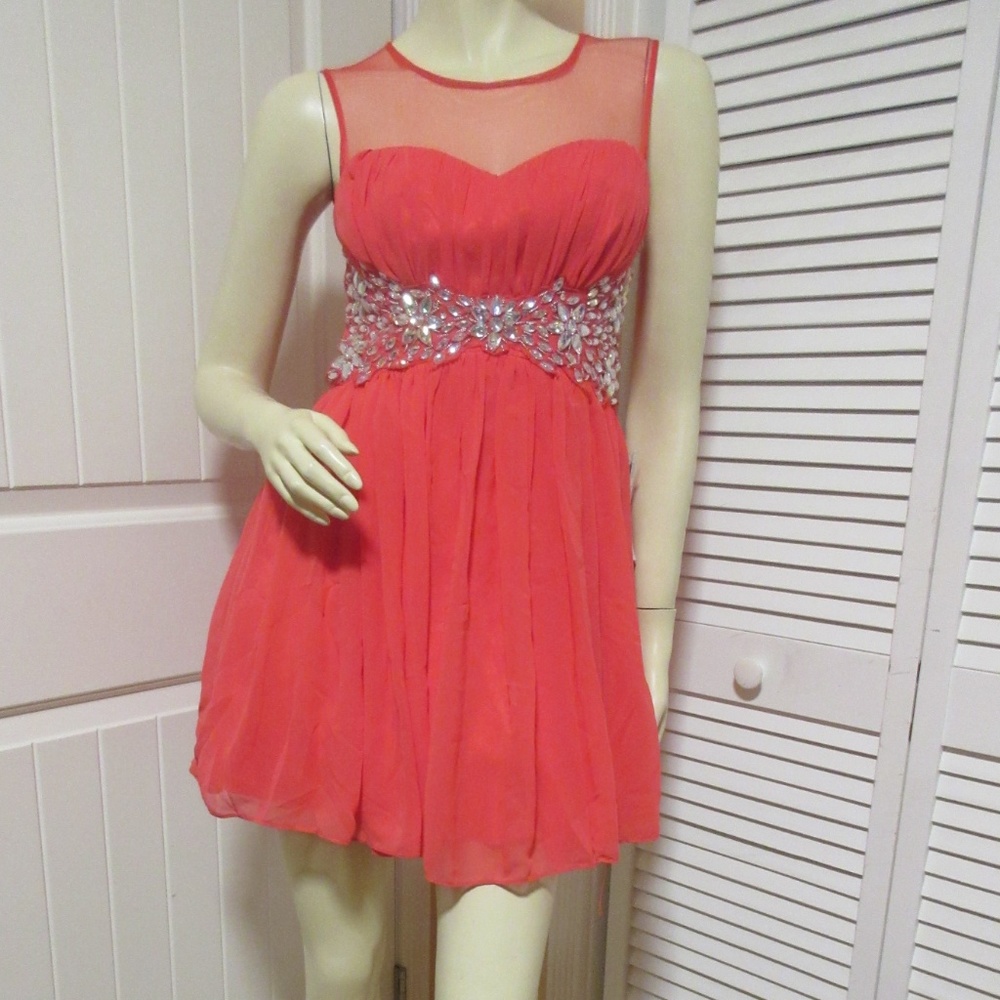B DARLIN New Sleeveless Fit And Flare Dress Gown S - Picture 3 of 8